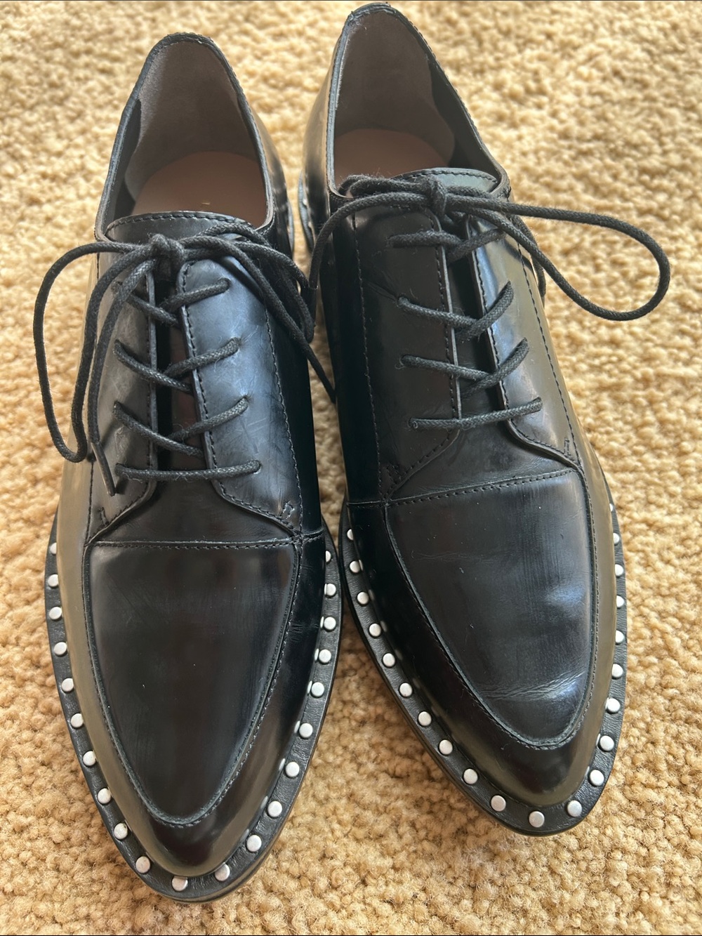 Very Cool& Stylish Loeffler Randall Black Leather Lace-Up Oxfords. Pristine.